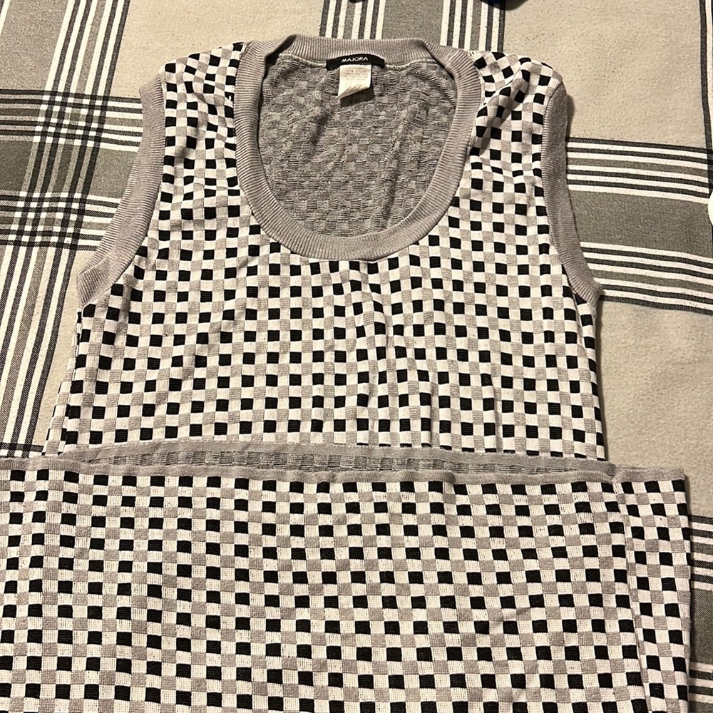 Sweater Vest